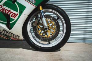 Image 48/50 of Honda VFR 750R RC 30 (1992)