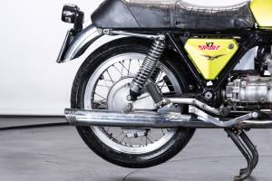 Image 16/36 of Moto Guzzi DUMMY (1973)