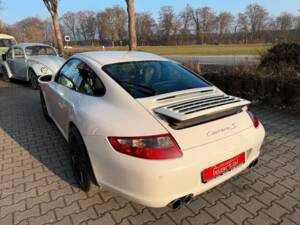 Bild 14/24 von Porsche 911 Carrera S (2004)