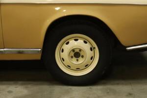 Immagine 14/50 di BMW 503 (1957)