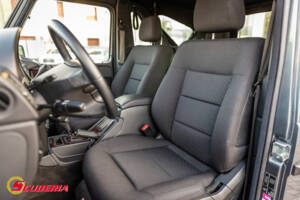 Image 16/25 of Mercedes-Benz G 350 CDI (2009)