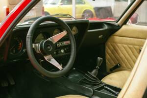 Bild 27/31 von Opel GT 1900 (1973)