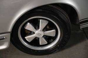 Image 24/62 de Porsche 911 2.4 E (1973)