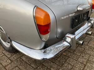 Image 18/21 of Volkswagen Karmann Ghia 1600 (1971)