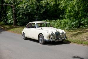 Image 30/50 de Jaguar Mk II 2.4 (1967)
