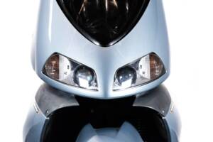 Image 11/30 of Aprilia Area 51 (1998)