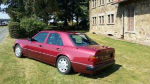 Bild 4/11 von Mercedes-Benz 500 E (1992)