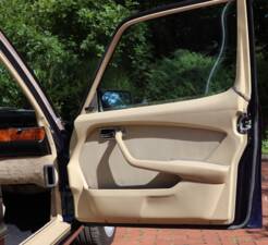 Image 39/57 de Mercedes-Benz 450 SEL 6,9 (1977)