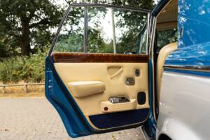 Image 29/50 of Rolls-Royce Silver Shadow II (1979)