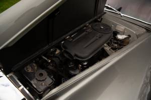 Image 35/50 of Bentley S 3 Continental (1962)