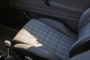 Bild 45/58 von Volkswagen Golf II GTi 1.8 (1988)