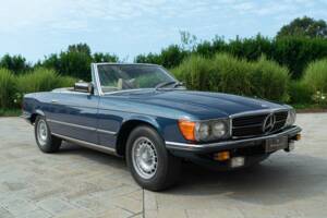 Image 2/50 de Mercedes-Benz 450 SL (1977)