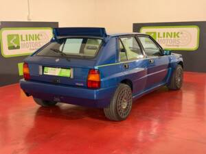 Image 6/50 of Lancia Delta HF Integrale 16V (1994)