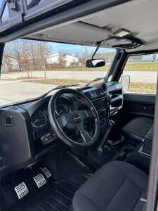Bild 19/21 von Land Rover Defender 110 (2013)