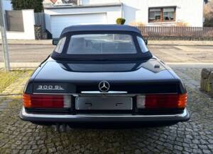 Image 6/20 de Mercedes-Benz 300 SL (1988)