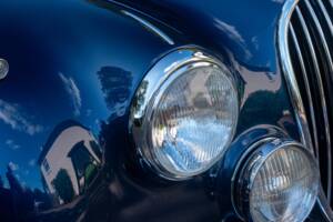 Bild 8/50 von Jaguar Mk II 2.4 (1964)