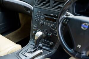 Image 32/50 de Volvo V70 R AWD (2003)