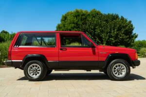 Image 4/50 de Jeep Cherokee 2.8L V6 (1985)