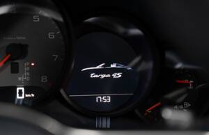 Image 34/37 of Porsche 911 Targa 4S (2016)
