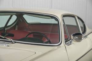 Bild 29/50 von Volvo 1800 S (1968)
