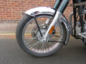 Image 33/41 of Royal Enfield Classic 350 (2025)