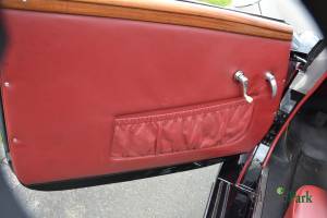 Immagine 24/50 di BMW 327&#x2F;28 (1949)