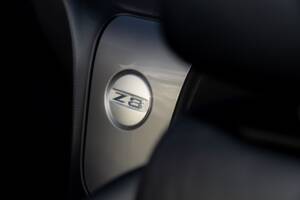 Image 69/84 of BMW Z8 (2001)