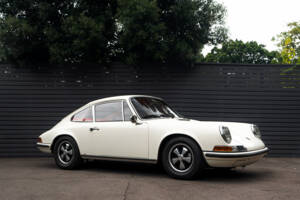 Bild 1/78 von Porsche 911 2.0 E (1968)