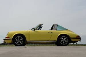Image 47/50 of Porsche 911 2.2 T (1971)