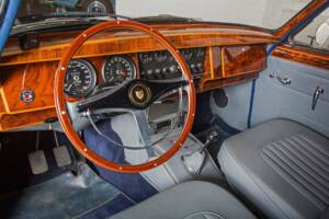 Bild 27/35 von Jaguar Mk II 3.4 (1967)