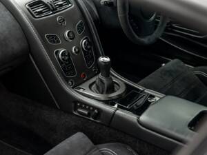 Image 18/65 de Aston Martin Vantage GT8 (2017)