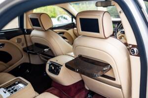 Immagine 46/50 di Bentley Mulsanne (2011)