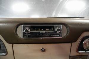 Image 13/15 of Studebaker Champion (1957)