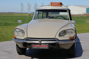 Image 34/50 of Citroën ID 21 Break (1967)