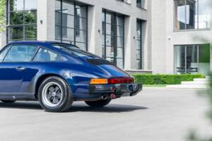 Bild 17/48 von Porsche 911 Carrera 3.2 (1984)