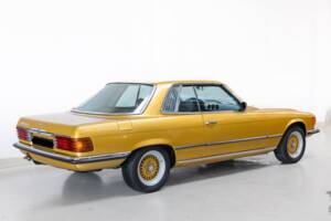 Image 5/32 of Mercedes-Benz 350 SLC (1971)