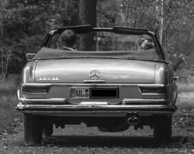 Bild 4/25 von Mercedes-Benz 280 SE (1968)