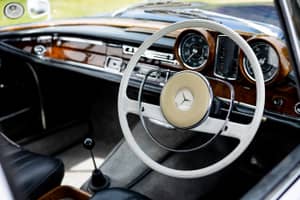 Afbeelding 33/62 van Mercedes-Benz 300 SE (1965)