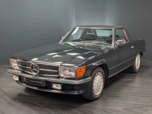 Image 2/50 of Mercedes-Benz 300 SL (1989)