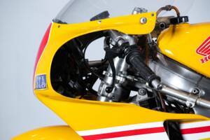 Image 16/50 of Honda DUMMY (1992)