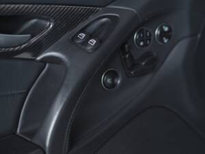 Immagine 36/49 di Mercedes-Benz SL 55 AMG (2006)