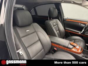 Image 14/15 de Mercedes-Benz S 65 AMG L (2007)