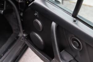 Image 92/108 de Porsche 911 Carrera 3.2 (1989)