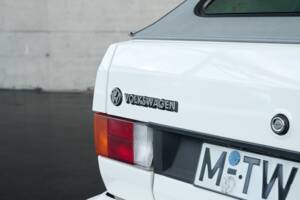 Image 37/50 of Volkswagen Golf Mk I Convertible 1.8 (1989)