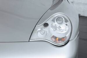 Image 43/50 of Porsche 911 Carrera 4S (2004)