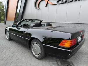 Image 14/44 of Mercedes-Benz 300 SL (1991)