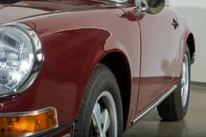 Image 8/20 of Porsche 911 2.2 T (1970)