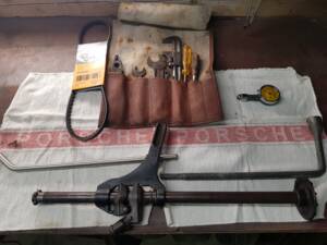 Image 14/79 of Porsche 912 (1969)