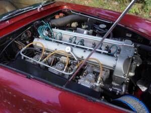 Afbeelding 15/18 van Aston Martin DB 6 Vantage (1969)