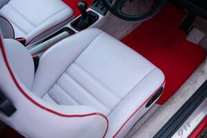 Afbeelding 18/50 van Porsche 911 Carrera 4 (1992)